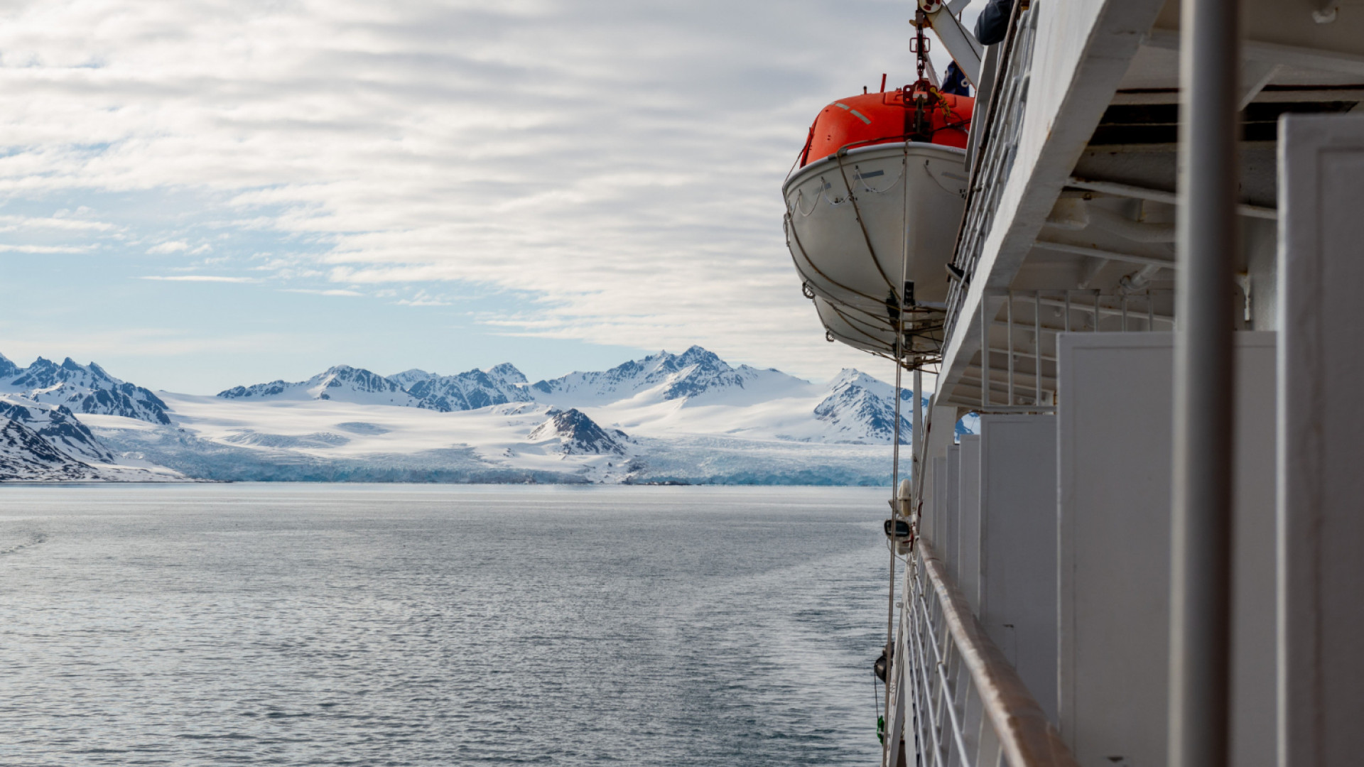 Se préparer pour une croisière polaire : les essentiels à ne pas négliger