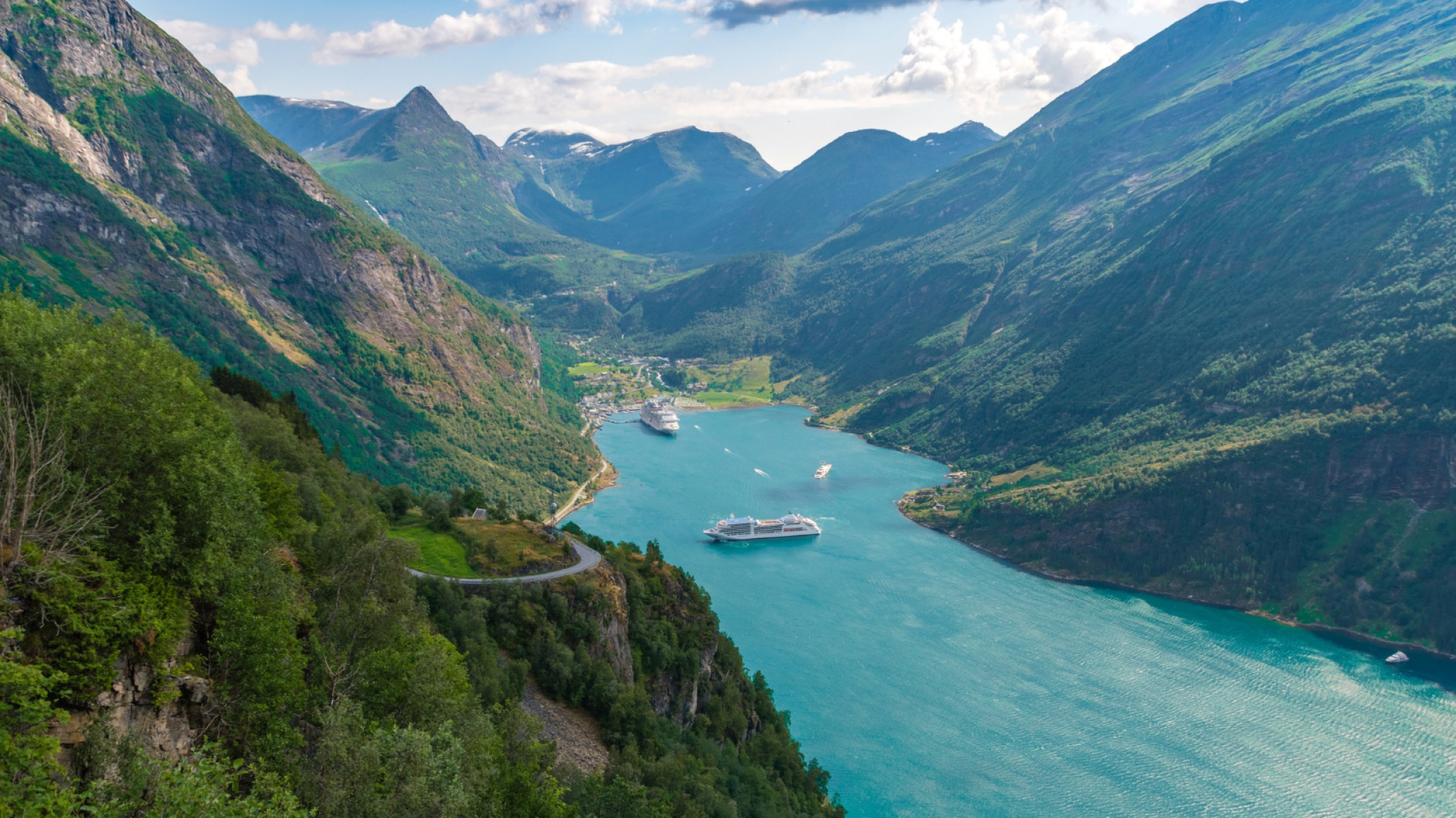 Norvège en croisière : une expérience inoubliable entre mer et montagnes